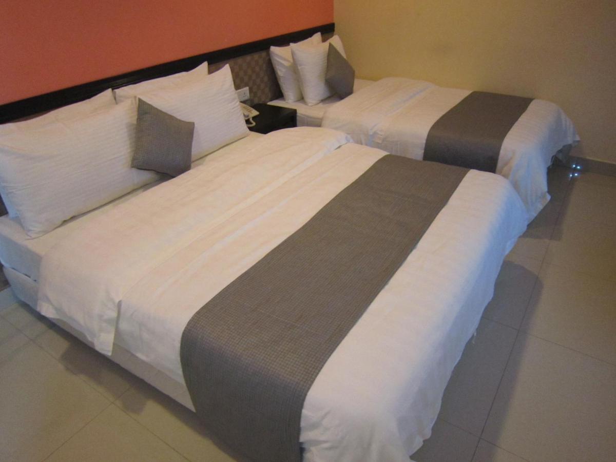קואלה לומפור Oyo 151 Twin Hotel מראה חיצוני תמונה