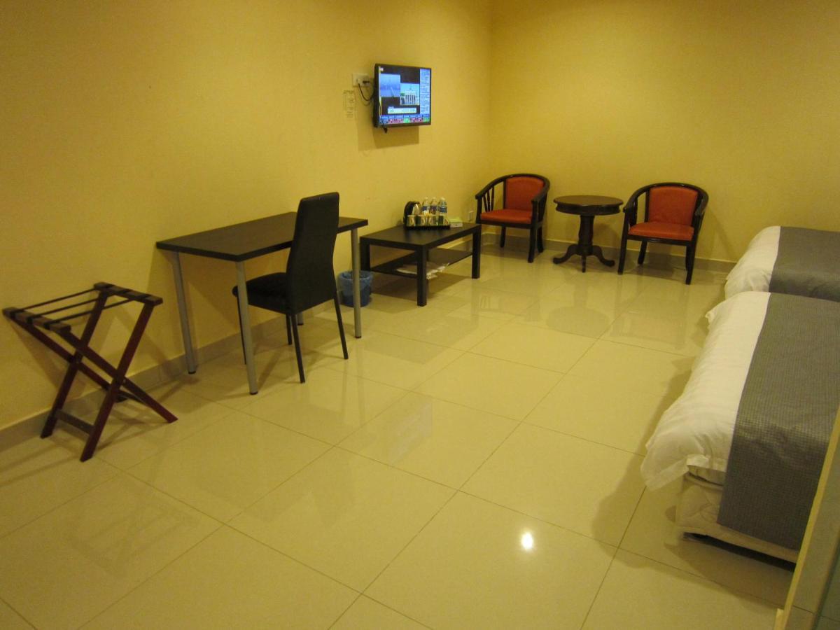 קואלה לומפור Oyo 151 Twin Hotel מראה חיצוני תמונה